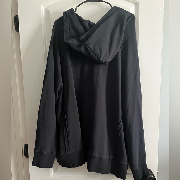 TORRID Oversized V-Neck Hoodie - Picture 4 of 6